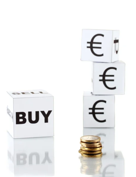 Forex. moneda en los dados blancos sobre fondo blanco — Foto de Stock