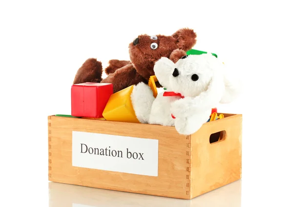 Boîte de don avec jouets pour enfants isolés sur blanc — Photo