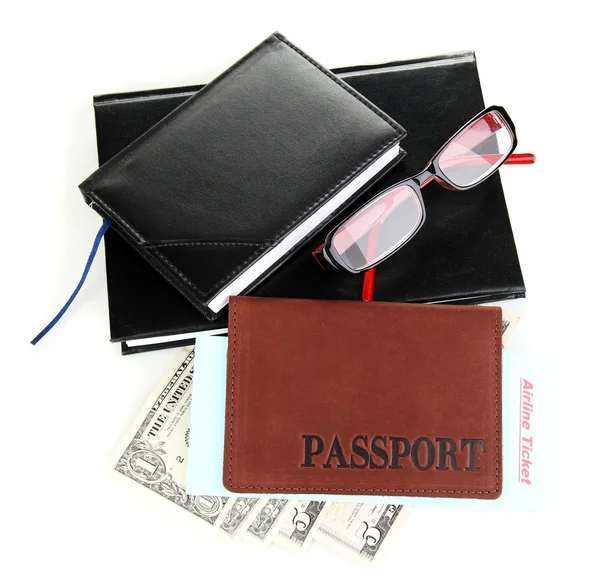 여권 및 항공권 흰색 절연 — 스톡 사진