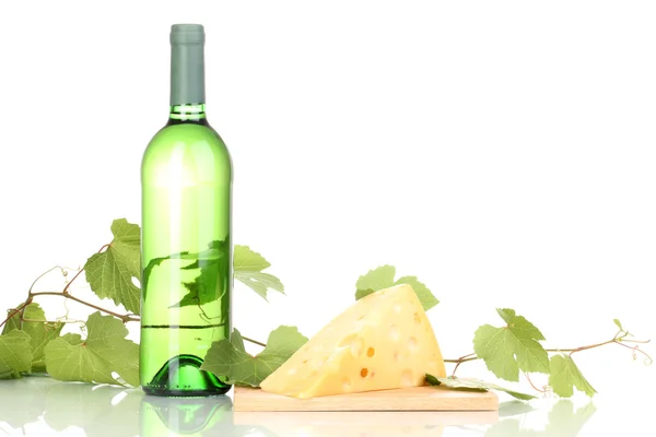 Bottle of great wine and cheese isolated on white — Stock Photo, Image