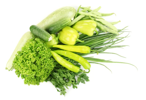 Verduras verdes frescas aisladas en blanco —  Fotos de Stock