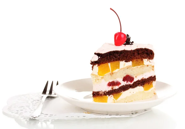 Kue buah berlapis diisolasi di atas putih — Stok Foto