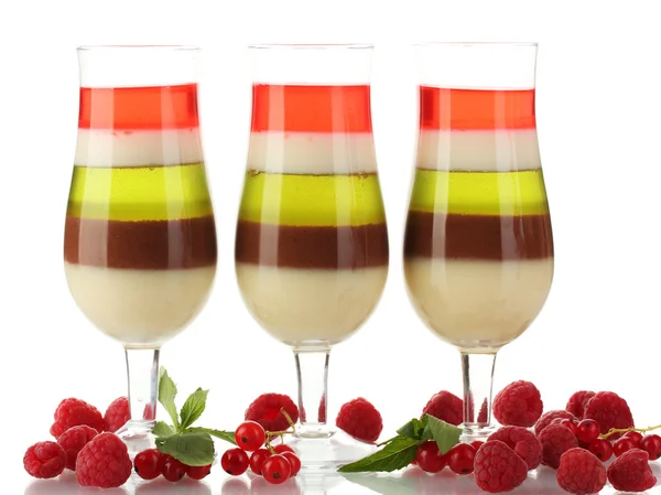 Gelatina di frutta in bicchieri e lamponi isolati su bianco — Foto Stock