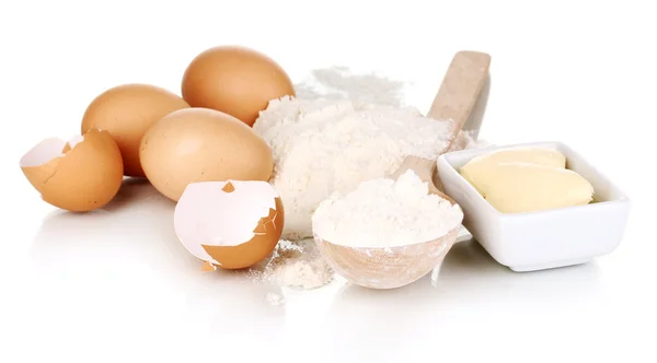 Œufs, farine et beurre isolés sur blanc — Photo