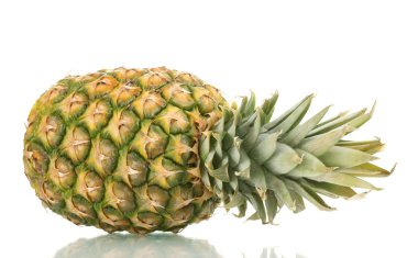 Beyaz üzerine izole edilmiş ananas