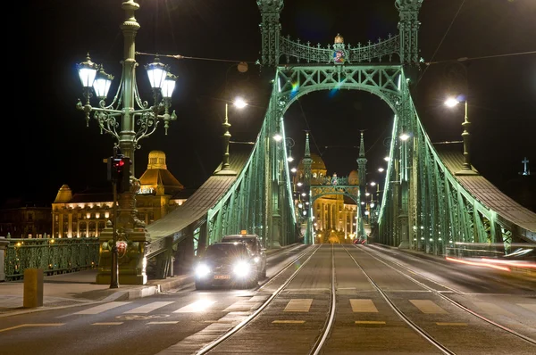 De freedem-brug in Boedapest — Stockfoto