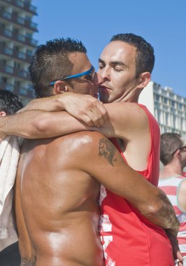 tel aviv gay pride parti