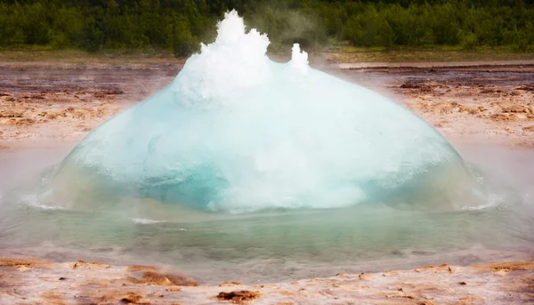 Strokkur geyser — Stock Photo, Image