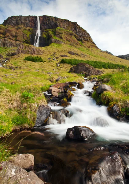 IJslandse waterval — Stockfoto