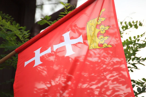 Vlajka města Gdaňsk v Polsku — Stock fotografie