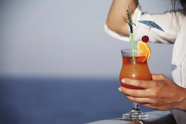 Exotisk cocktail — Stockfoto