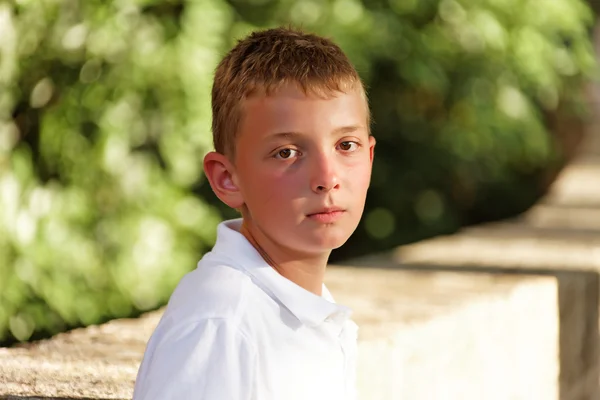 Portret młodego chłopca — Zdjęcie stockowe