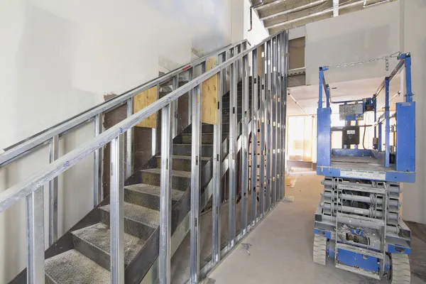钢制楼梯施工 — 图库照片