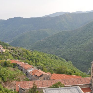 Castelvecchio'yu di rocca barbena