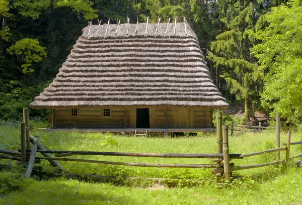 Rumah kayu tua — Stok Foto