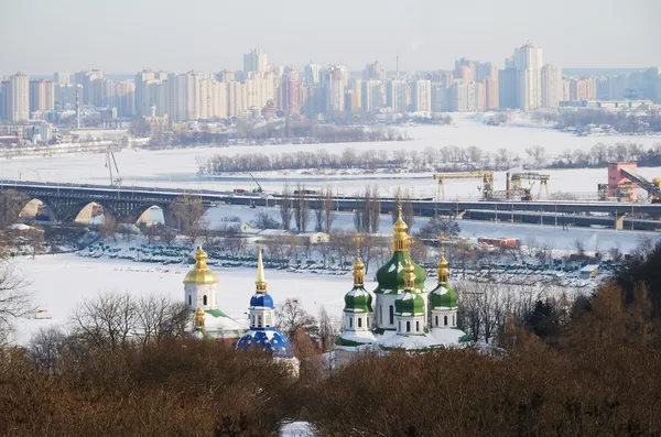 Зимний вид Киева — стоковое фото