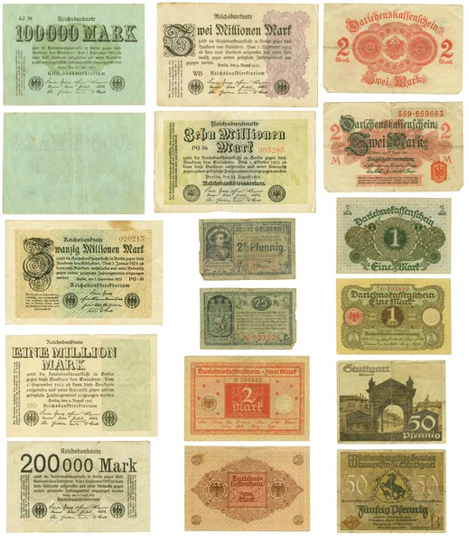 剪出的过时德国纸币 — 图库照片