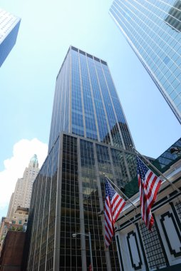 gökdelenler ve new York Amerikan bayrakları