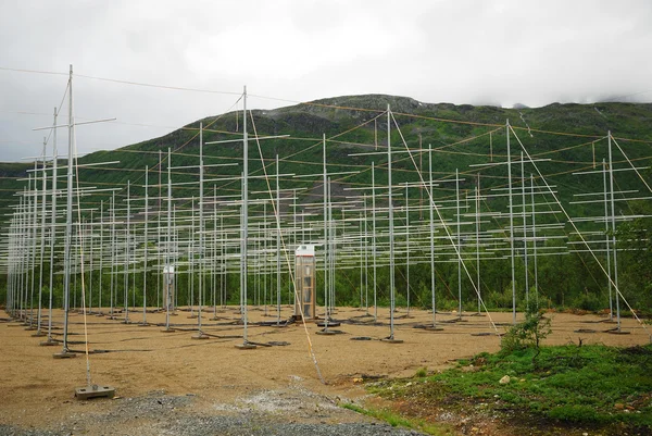 Поле антенн в горах Норвегии . — стоковое фото