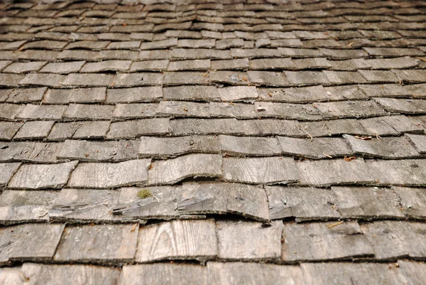 古い木材屋根の背景 — ストック写真