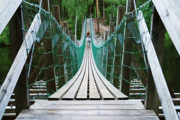 Ponte pingente do Anel do Urso Pequeno, Juuma, Finlândia — Fotografia de Stock