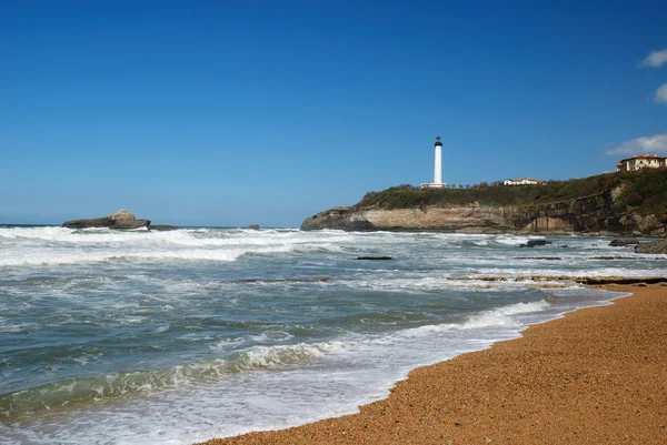 Atlantic waves surging towards oceanfront near Biarritz. — Stock Photo, Image