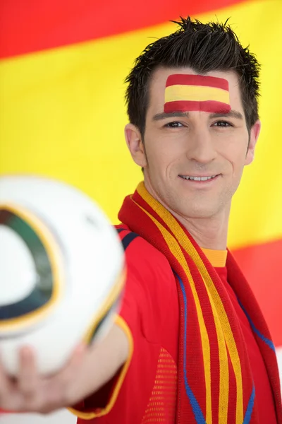 Homem que apoia a equipa de futebol espanhola — Fotografia de Stock