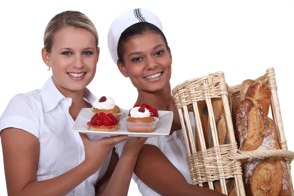 Två bageri arbetstagare — Stockfoto