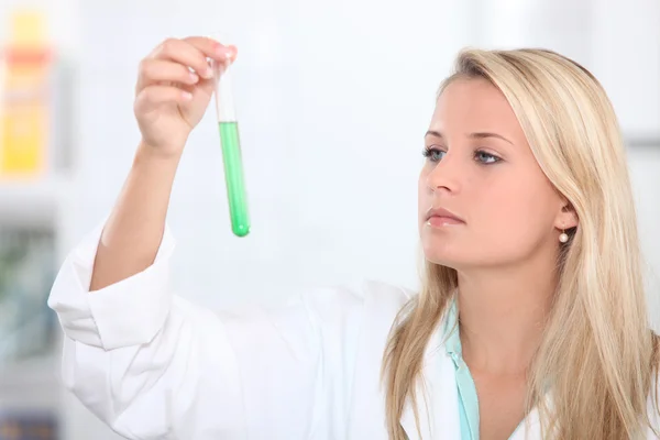 stock image Blonde student in the laboratory