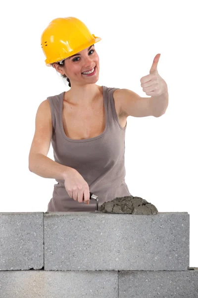 Bricklayer dando o polegar para cima — Fotografia de Stock