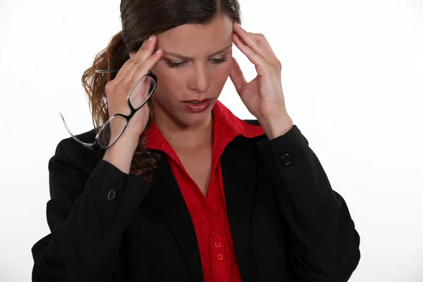 Młodych kobiet wykonawczy o migreny — Zdjęcie stockowe