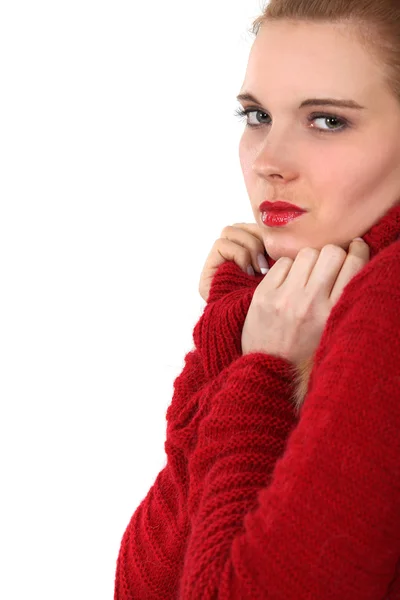 Γυναίκα σε ένα κόκκινο πουλόβερ — Φωτογραφία Αρχείου