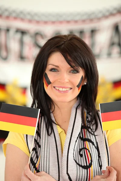 Mulher que apoia a Alemanha — Fotografia de Stock