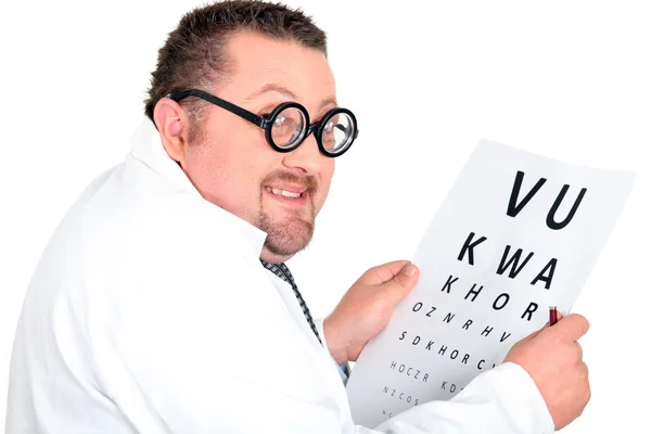 Médico oftalmólogo con gráfico ocular — Foto de Stock