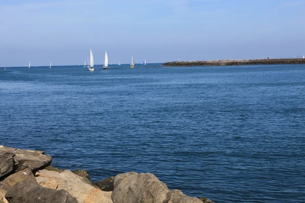 Sail boats in the distance — Stock Photo, Image