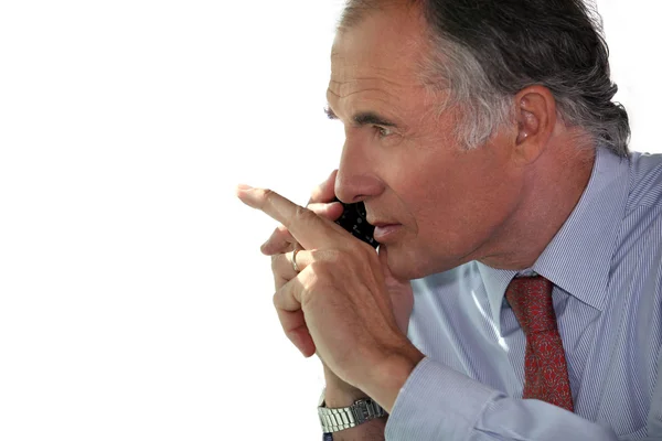 Üzletember, így kézmozdulatok, rövid idő beszélő-ra-a mozgatható telefon — Stock Fotó
