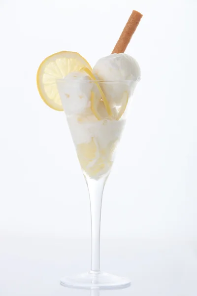 Copa de sorbete de limón — Foto de Stock