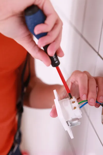 Fixing an electrical connector — Stock Photo, Image