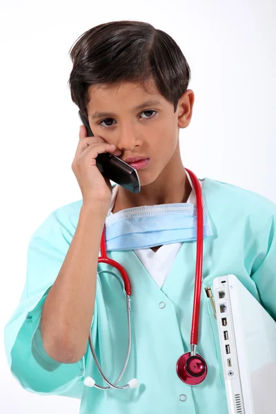 看護婦として服を着た少年 — ストック写真