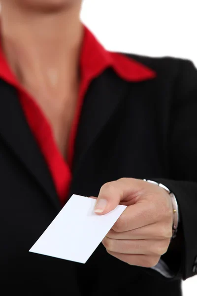 Γυναίκα εκμετάλλευση κενό επαγγελματική κάρτα — Φωτογραφία Αρχείου