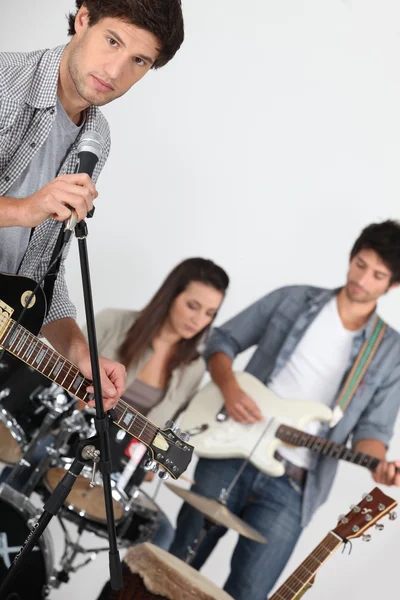 Singer in a band — Stock Photo, Image