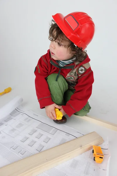 Mały chłopiec architekt — Zdjęcie stockowe