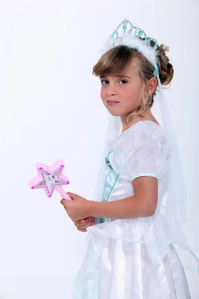 Malá dívka oblečená jako princezna — Stock fotografie