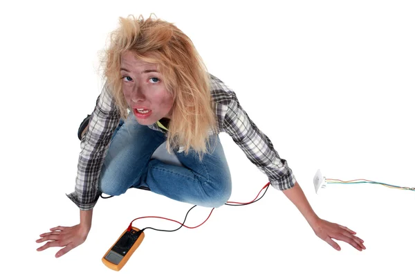 Eletricista mulher descuidado — Fotografia de Stock