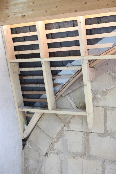木製の天井のサポート — ストック写真