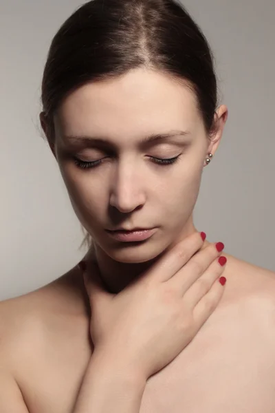 Γυναίκα εκμετάλλευση λαιμό — Φωτογραφία Αρχείου