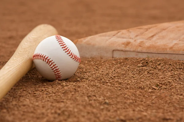 Beyzbol ve Bat — Stok fotoğraf