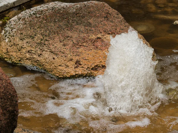 Fuente de agua o manantial —  Fotos de Stock