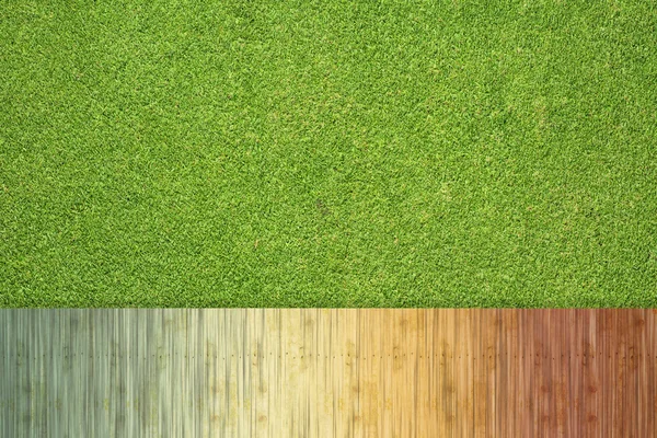草の背景とテクスチャの色の木材 — ストック写真