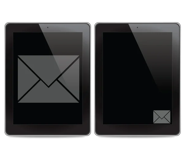 Значок почты на фоне планшетного компьютера — стоковое фото